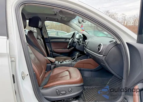 2015 Audi A3 Premium Plus z USA, uszkodzony, nr VIN WAUEFGFF2F1131424